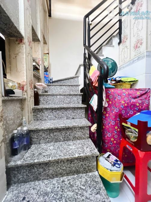 💥💥ĐOÀN VĂN BƠ - NHÀ 2 TẦNG - HOÀN CÔNG ĐỦ - 21.1m2 - GIA 2TY999💲 TL CHÍNH CHỦ - 2