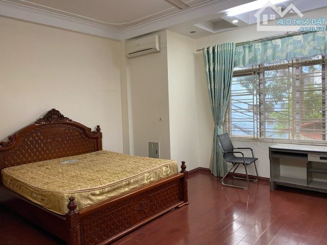 Bán nhà Đội Cấn - Ô tô thông - Hơn 18 Tỷ - DT 92m, 5 tầng, mặt tiền 5m - 3