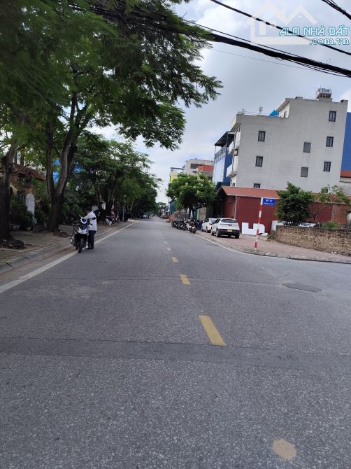 Bán nhà cự khối. 100m² , mt 5m nhà 5 tầng đường ôtô tránh kinh doanh giá 16 tỷ TL . - 3