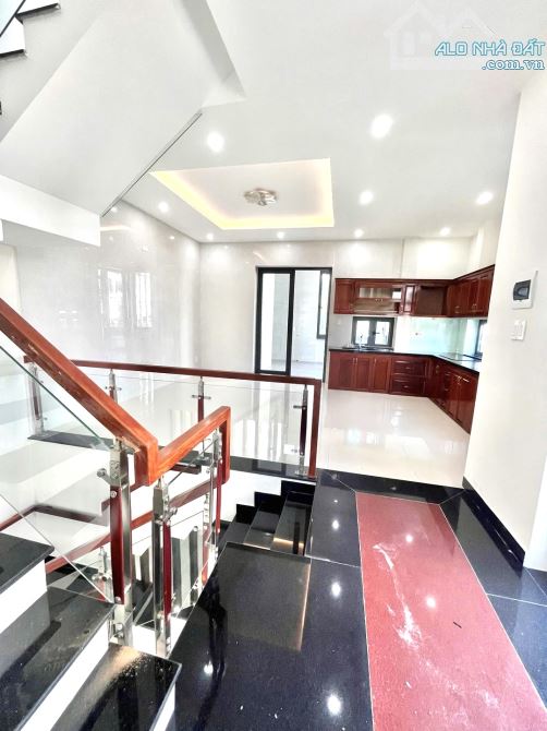 🏡 3 TẦNG LÔ GÓC HOÀ MINH, NGAY TRỤC SINH SẮC, SÁT BIỂN, SAU SHOPHOUSE_DT 117M2_15.5 TỶ - 3