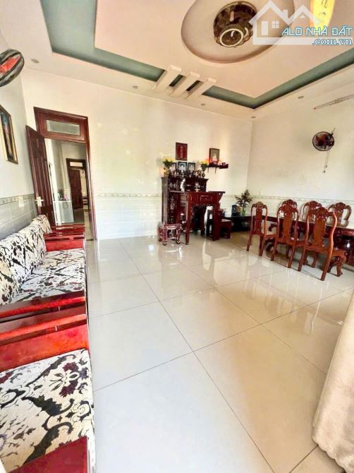 Bán nhà 1 trệt 1 lầu đường xe hơi, Bửu Hòa, Biên Hòa, 212m2, giá chỉ 25tr/m2. - 3