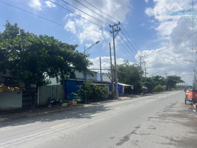 Bán nhà kho 884 m2 mặt tiền đuờng Phạm Hùng (tỉnh lộ 870B),Trung An tp Mỹ Tho - 3