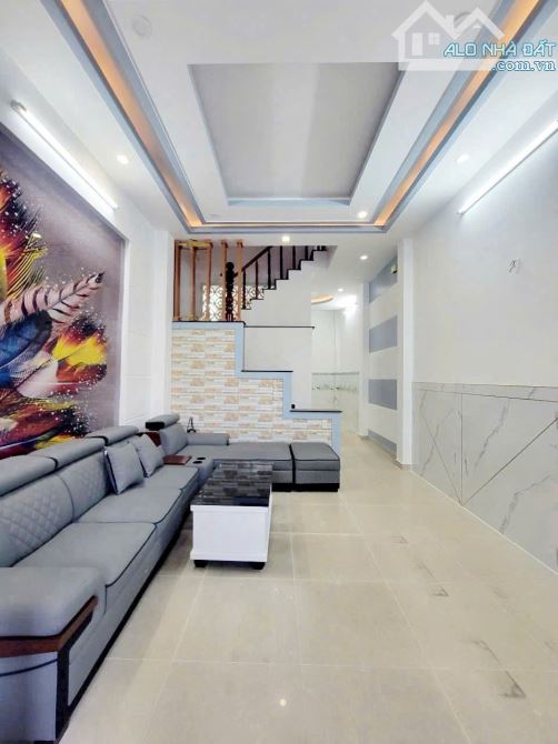 Cần bán gấp căn nhà nằm trên đường Hồ Văn Long 4 tỷ 2 còn thương lượng - 3