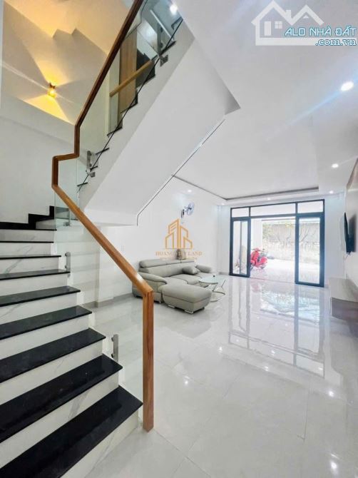 💥 BÁN NHÀ 3 TẦNG MẶT TIỀN ĐỒNG SỸ BÌNH 📍 Cách Mai Hắc Đế chỉ 200m, cách Giải Phóng 100m. - 3