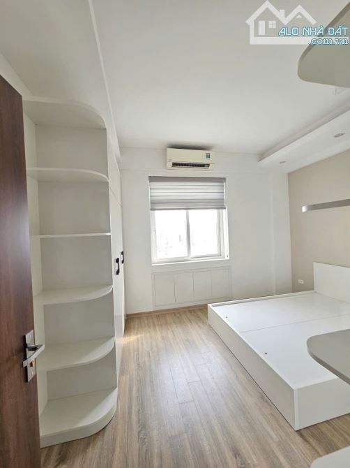 Bán căn hộ 2PN 2WC đường Trần Quý Kiên, TT Quận Cầu Giấy giá 4 tỷ 8 - 3