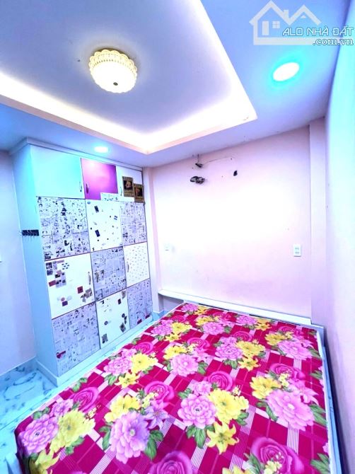 Bán nhà hẻm 4m Hồ Thị Kỷ Q.10, 5 tầng, sổ đẹp, có ban công và sân thượng, nhỉnh 8 tỷ - 3
