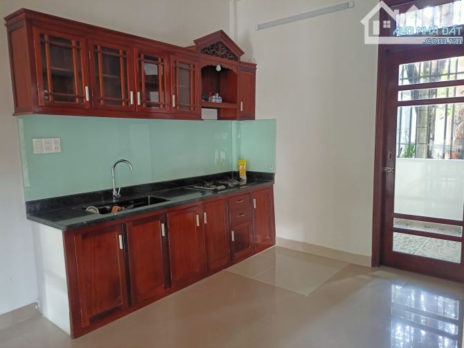 🏠 Cho thuê nhà nguyên căn – Quảng Tế, cách đường Điện Biên Phủ chỉ 2 phút đi xe - 3
