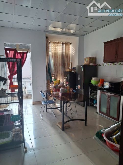 BÁN GẤP NHÀ HẺM XE HƠI PHẠM NGỌC THẢO , 81M2 , 4,05 x 20 , 3 TẦNG , 4PN . GIÁ NHỈNH 8TỶ - 3