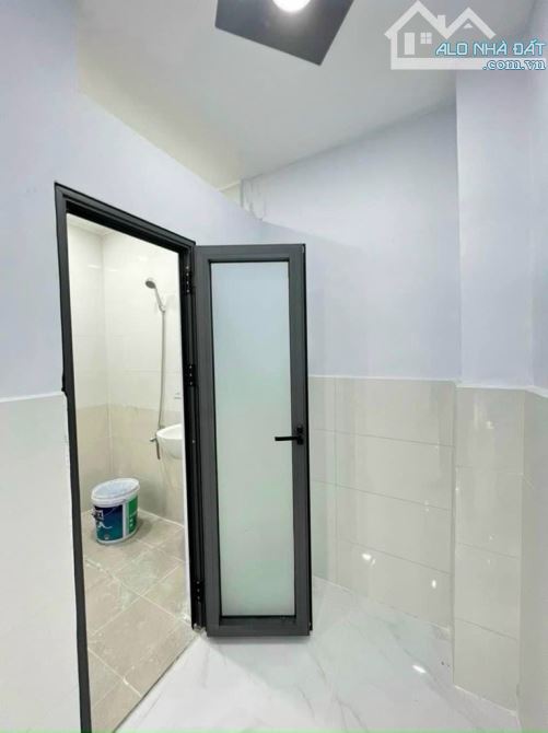 Nhà mặt tiền đường thống Nhất 100m2 chỉ 9 tỷ 9 phường 11 Gò Vấp ngang 5,1 x 20m - 3
