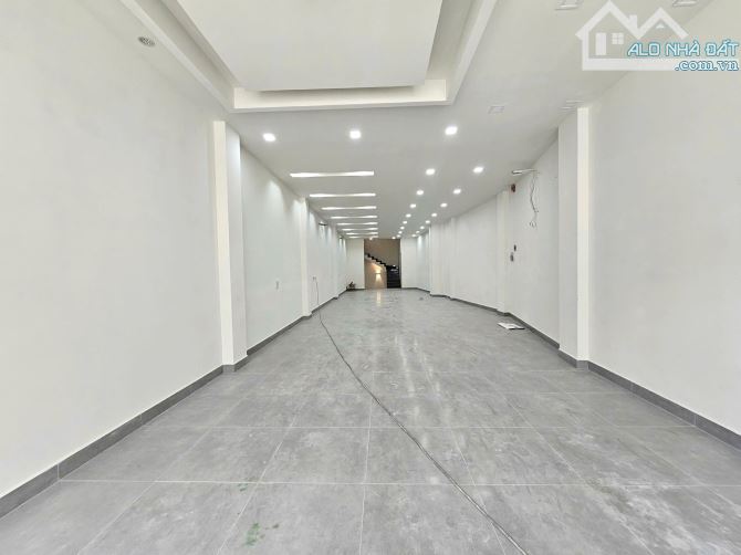 CHO THUÊ TOÀ NHÀ MẶT TIỀN 109A QUỐC HƯƠNG, THẢO ĐIỀN, Q2 - 1 HẦM 5 TẦNG - THANG MÁY PCCC - 3
