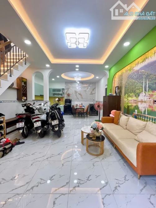 BÁN NHÀ GẦN HẺM XE HƠI – QUANG TRUNG, GÒ VẤP FULL NỘI THẤT GIÁ CHỈ 4.55 TỶ - 3