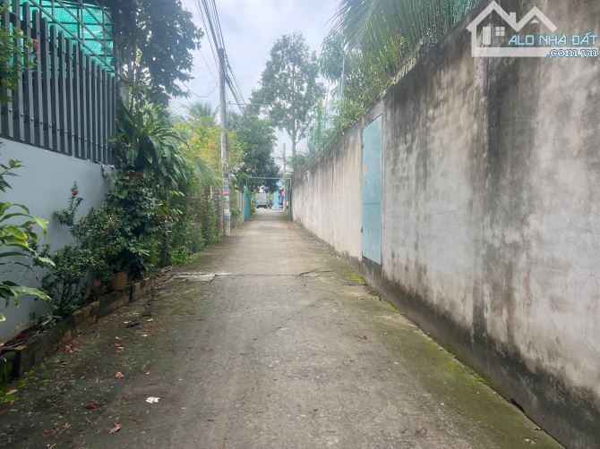 Bán 180m2 Đất Thổ Cư Góc 2 Mặt Tiền Đan Xe Hơi Ra Vào Cách huyện 92 50m,  Ấp 2 Đạo Thạnh - 3