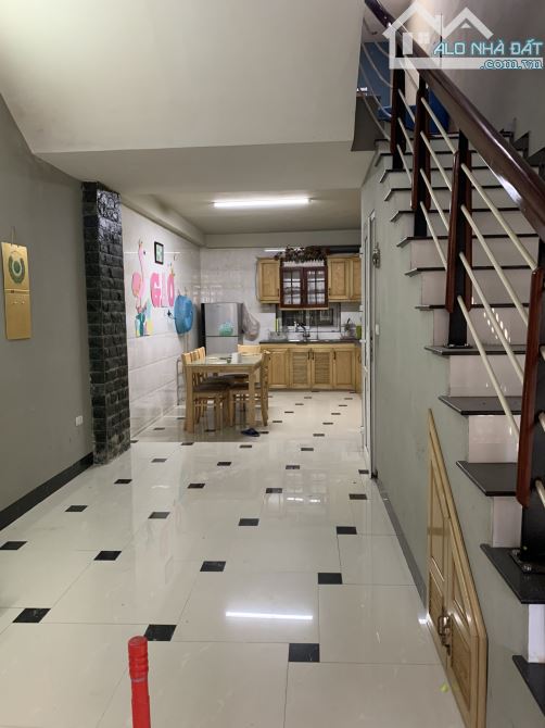 Cho thuê nhà Mặt dường Phố Phan Đình Giót, HĐ, 50m2 x 4 tầng, 3 ngủ, 3 vệ sinh, 14 - 3
