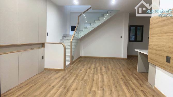 BÁN NHÀ 2 TẦNG – TRUNG TÂM TP - SÁT CHỢ, TRƯỜNG HỌC CÁC CẤP - AN SINH CỰC ĐỈNH - 3