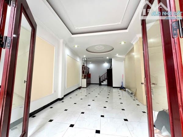Bán Nhà Phố KD 41m2- 5T- Vạn Phúc- Đường 2 ô tô tránh- KD các loại- sổ vuông- Nhỉnh 12 tỷ - 3