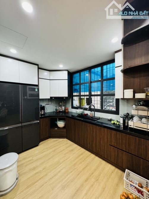 80M2 MẶT PHỐ VỈA HÈ 19.5 TỶ - THOÁNG TRƯỚC SAU, NỘI THẤT ĐẸP - CẦU GIẤY - 3