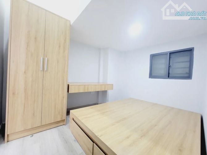 BÁN GẤP, CHỈ 1,9 TỶ!!! NHÀ CÁCH MẠNG THÁNG 8, QUẬN 3, NGANG 3M, 1 TRỆT 1 LẦU - 3