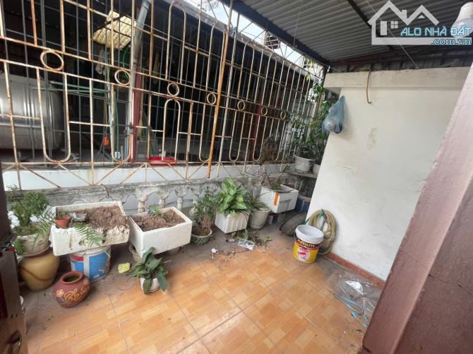 Hoàng Hoa Thám, 27m, 3ngủ, 2 mặt ngõ, Mặt tiền rộng, Sổ vuông, 20m ra phố, Dân xây kiên cố - 3