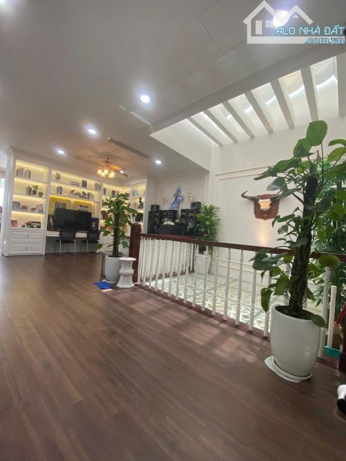🥇Bán biệt thự, phân lô trong dự án đường Hà Bồng (200 m2, HX Cẩm Lệ - Đà Nẵng, 27.5 tỷ tl - 3