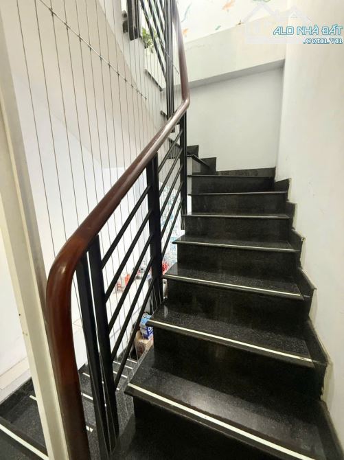 Bán nhà HXH Lê Hồng Phong, P2, Q5 (3,2x8m) Trệt 4 Lầu ST. Giá 7ti2 - 3