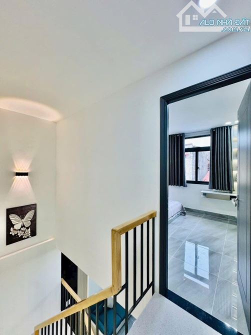 Lên sóng căn nhà 46.2m2 ngay Lê Quang Định, Gò Vấp. Giá: 2 Tỷ 620. SHR, hẻm 1/ thông - 3