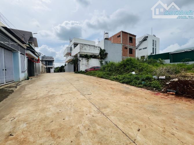 ĐẤT VIP ĐỖ XUÂN HỢP BMT THỔ CƯ 100% SIÊU DÀI ĐƯỜNG RỘNG 8 MÉT 3 OTO - 3