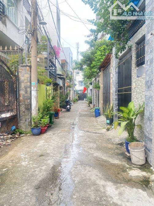 Bán gấp nhà hẻm 1 xẹt đường Chương Dương - Linh Chiểu, 67m2, nhỉnh 4 tỷ, SHR - 3