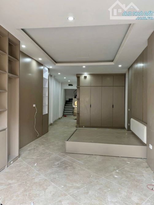🔥 Phân Lô Vỉa Hè Kim Đồng - Giải Phóng – 70m² – 6T Thang Máy – Ô Tô Tránh – Giá 26.8 Tỷ - 3