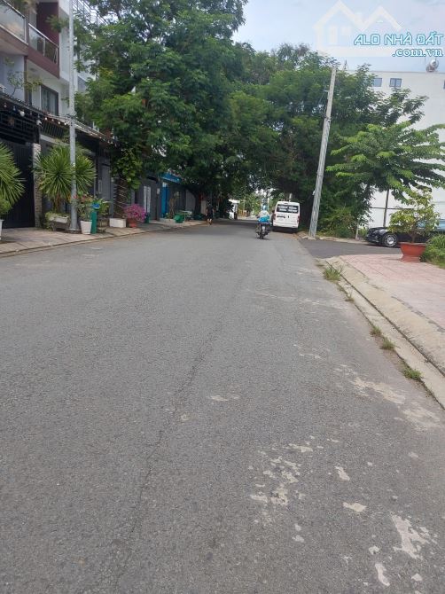 NHÀ VIP KHU HÀ ĐÔ, ĐƯỜNG 12M LÊ THỊ RIÊNG, P.THỚI AN, Q.12, SÁT GÒ VẤP, 90M2, 3TẦNG,7,8TY - 3