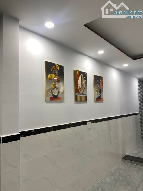 BÁN NHÀ ĐẸP 100M² – 2 TẦNG – TT QUẬN 9 – GIÁ CHỈ NHỈNH 7 TỶ - 3