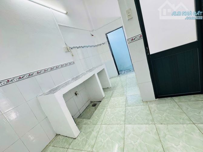 Bán nhà Cấp 4 DT 77m2 giá 1ty395 đường oto cách chợ kế mỹ,QL50 tầm 100m - 3
