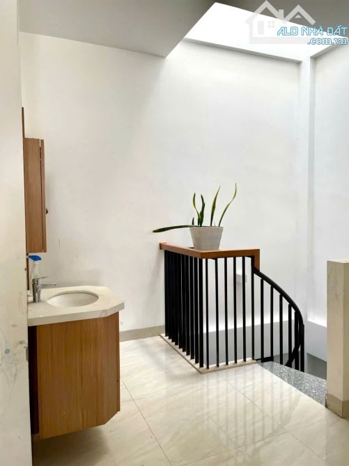nhĩnh 7 tỷ sở hữu nhà 4 tầng mặt tiền Phan Văn Trị , Khuê Trung , Cẩm Lệ , ĐN - 3