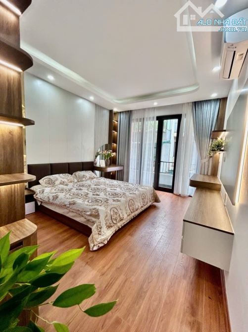 TRẦN KHÁT CHÂN 70M, 6 TẦNG  GẦN PHỐ KINH DOANH - 3
