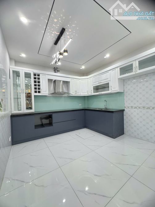 Bán nhà ngõ 322 Mỹ Đình - SỔ đỏ 37m2 - nhà 5 tầng- 4 ngủ - Giá  8,6 tỷ - cách oto 50M. - 3