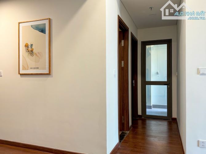 Bán chung cư Vũ Phạm Hàm - Cầu Giấy 135m2 - 3PN- 2WC . Giá 75tr/m2 - 3