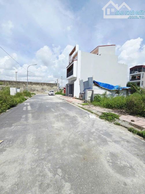 Bán lô đất 2 mặt tiền trước sau 123m Tổ 6 thị trấn An Dương giá chỉ 4,x tỷ - 3