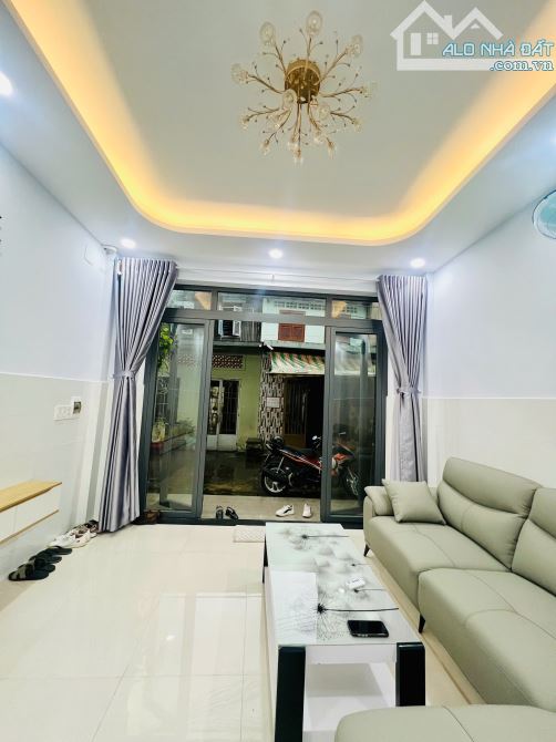 Bán nhà mới HXH Bành Văn Trân - DT 4 x 11 - KC 2 Tầng - giá 7.5 tỷ TL - 3