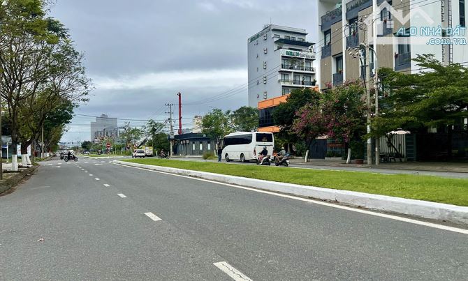Bán gấp LÔ SIÊU VIP MT VƯƠNG THỪA VŨ, SƠN TRÀ, 305m2, ngang 15m, cách biển V.N.GIÁP 50m - 3