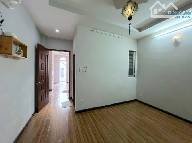 Nhà Bùi Đình Tuý 4x14m Trệt.3L.3P.3wc.có sân để xe.Tốt ở - 3