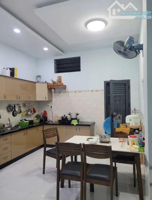 BÁN NHÀ 2 TẦNG, DT 95M2 - ĐƯỜNG NGUYỄN KHANG, GẦN HÀ HUY TẬP - THANH KHÊ - CHỈ 6.25 TỶ - 3