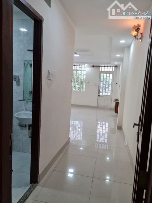 Mặt Tiền Đường Đô Đốc Thủ, Tân Phú - 110m2 - Ngang 4m1 - 5 Tầng - 3