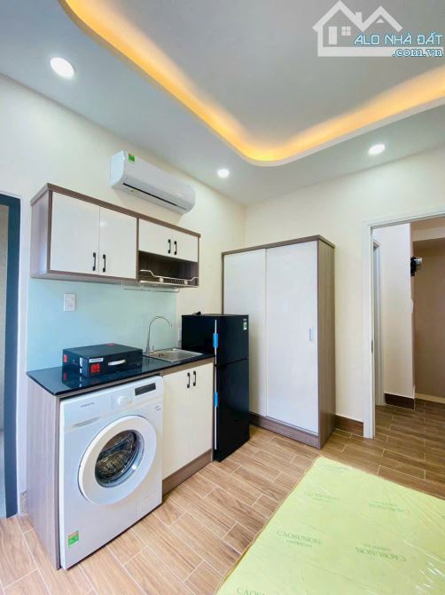 Ngay VinCom Nguyễn Xí! Bán nhà (6x7m) 5 tầng mới cứng - 8PN8WC. Gía 9tỷ thương lượng - 3
