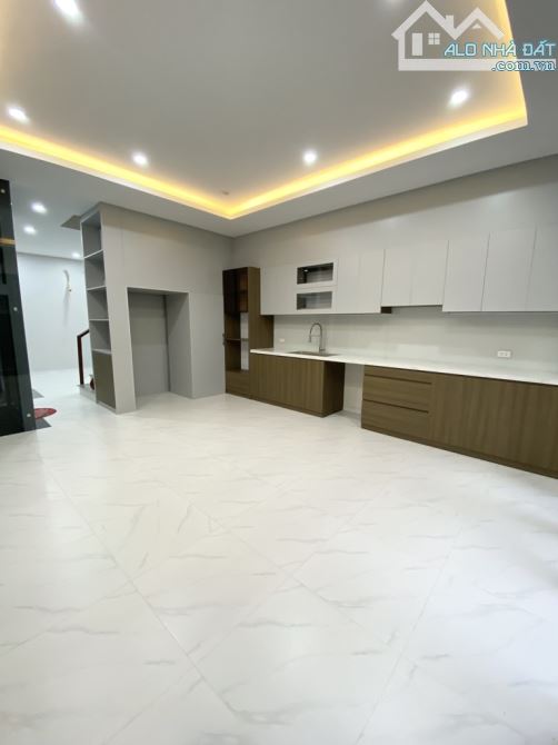 🏠 Siêu hiếm Vương Thừa Vũ - 50m2 x 6 tầng - 20m ra phố - Thang máy - 🚘 Ô tô vào nhà - 3