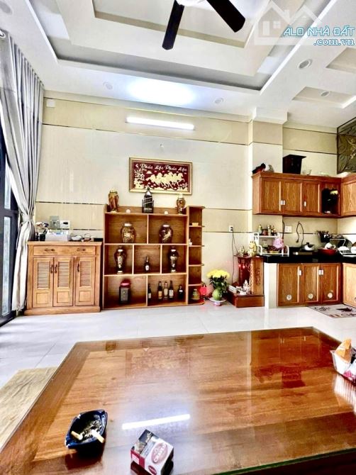 Bán Nhà HL2 4PN4WC Xe Hơi Ngủ Trong Nhà Chỉ 4.35 Tỷ TL - 3