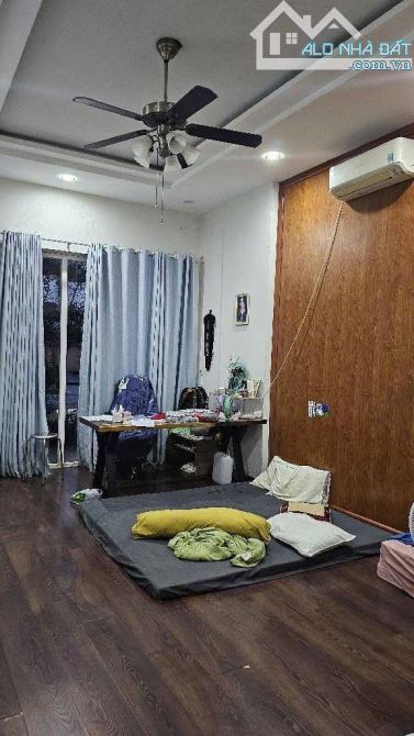SIÊU PHẨM TÂN BÌNH - 4 TẦNG - ĐƯỜNG 6M 1 TRỤC - KHU VIP CAO TẦNG - SỔ VUÔNG A4 - HOÀN CÔNG - 3