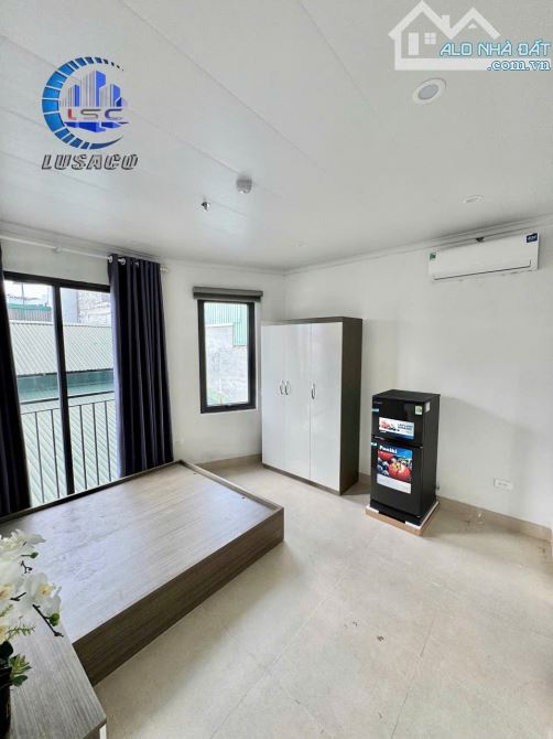Cho Thuê CCMN Ngõ 58 Trần Bình Cầu Giấy 30m2 Studio Cửa Sổ Ban Công Thang Máy Gần Chợ Lớn - 3