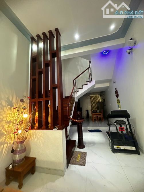 BÁN NHÀ ĐƯỜNG NỘI BỘ HOÀNG VĂN THỤ - VÕ VĂN DŨNG - 3