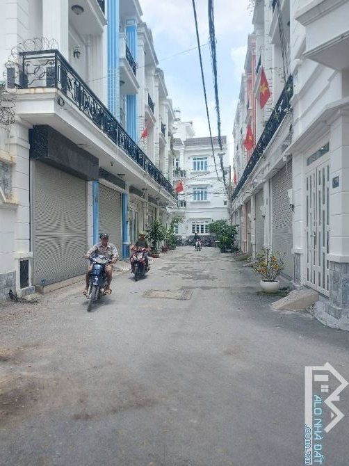 ĐẤT ĐẸP FULL THỔ CƯ- THẠNH XUÂN QUẬN 12- HẺM XE TẢI- 4x26- NHỈNH 4 TỶ - 3