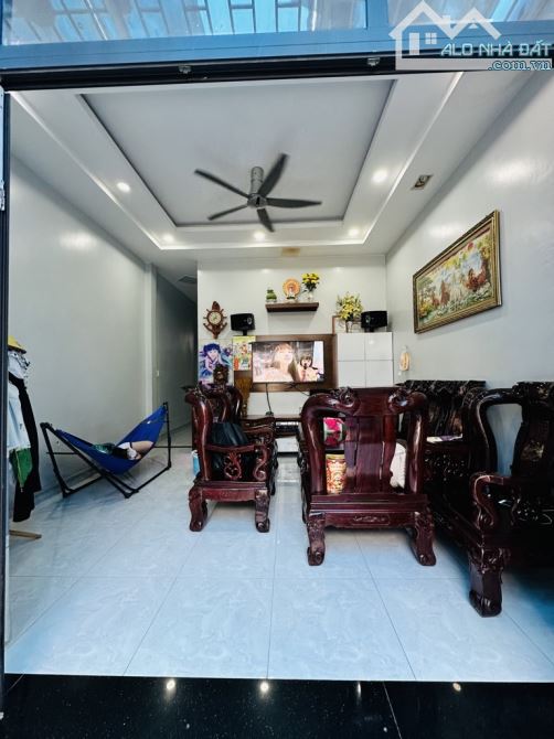 🏡 NHÀ ĐẸP LINH TÂY – XE HƠI NGỦ TRONG NHÀ – 90M² –  XÁCH VALI VÀO Ở - CHỈ 6.3 TỶ - 3