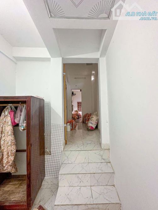 📌📌📌LÀM VIỆC TRỰC TIẾP GIÁ TỐT !!!Chào bán nhà 2 tầng k 408 Trưng Nữ Vương - 4